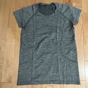 Lululemon swifty t shirt